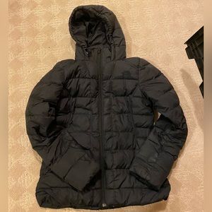 Women’s North Face jacket in Medium